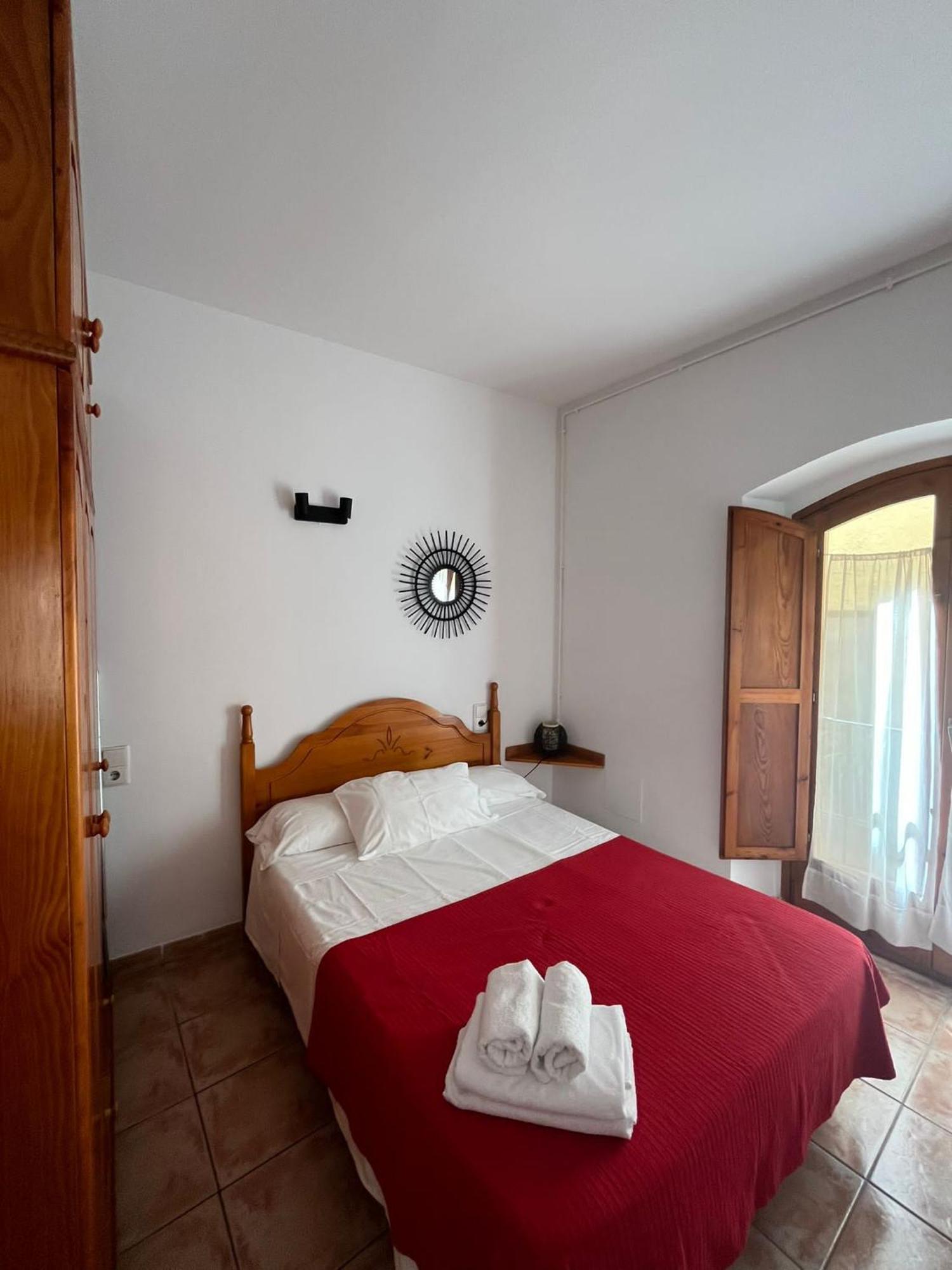 Apartament Can Mingu 1Er Pis Besalú Exterior foto